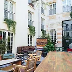 Kube 4* Parigi