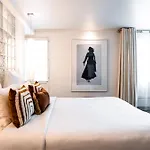 Kube 4* Parigi