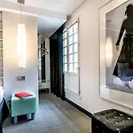 Kube 4* Parigi