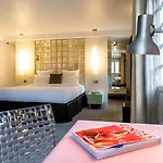 Kube Hotel 4*