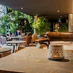 Kube Hotel 4*