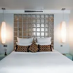 Kube 4* Parigi