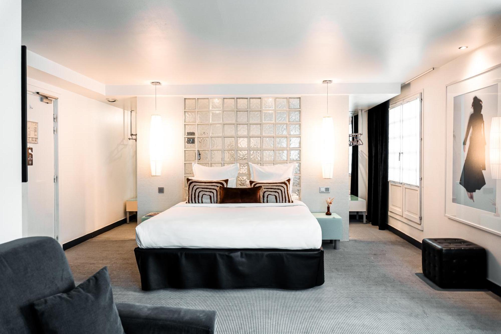Kube Hotel Parigi
